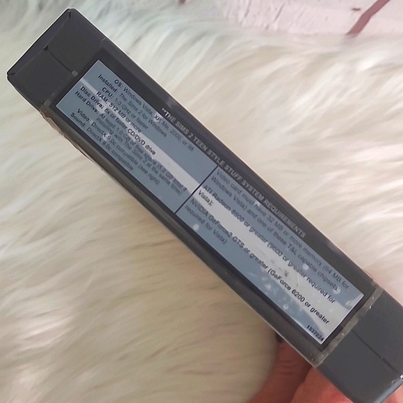 Vintage The Sims 2 Teen Style Stuff PC Game With Inserts - Picture 3 of 7